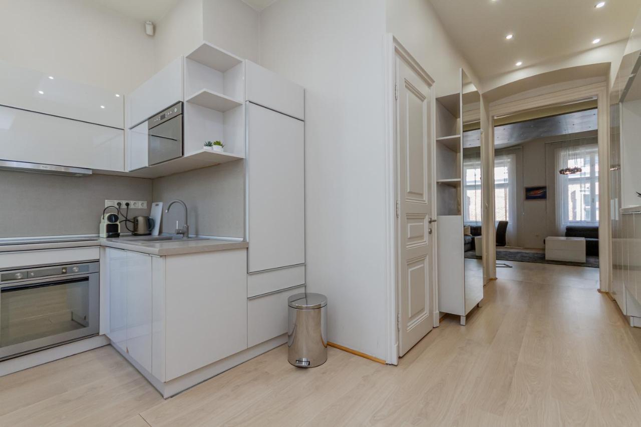 Andrassy Str. Luxury Apartment Boedapest Buitenkant foto