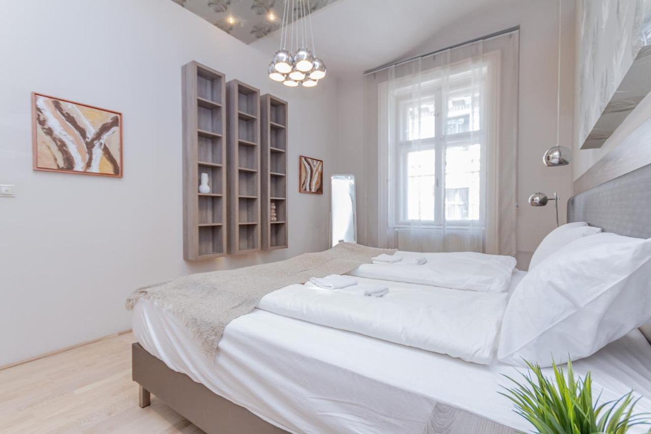 Andrassy Str. Luxury Apartment Boedapest Buitenkant foto