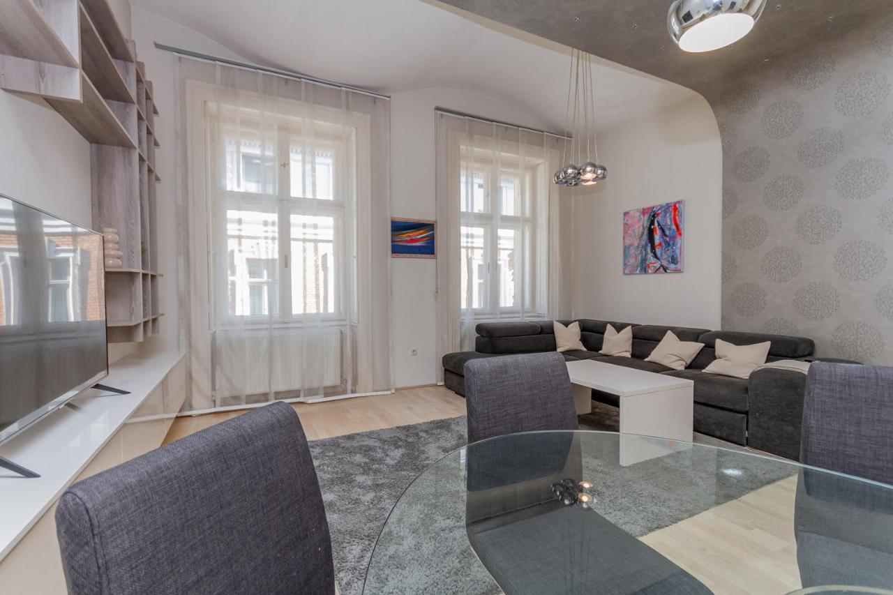 Andrassy Str. Luxury Apartment Boedapest Buitenkant foto