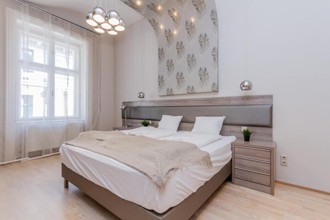 Andrassy Str. Luxury Apartment Boedapest Buitenkant foto