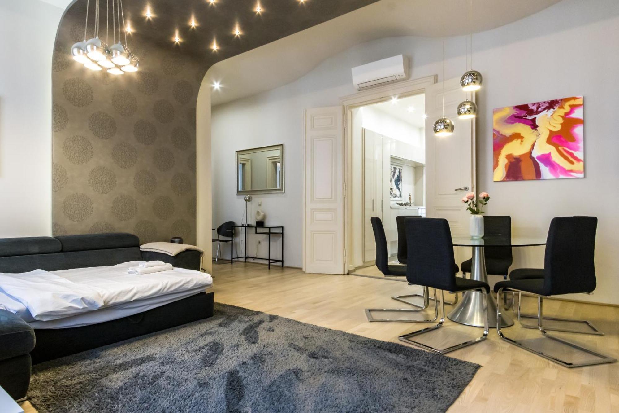 Andrassy Str. Luxury Apartment Boedapest Buitenkant foto